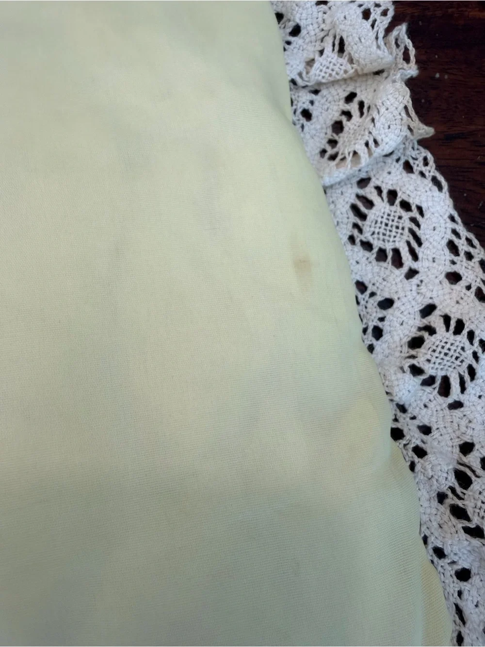 Vintage cathedral window quilted W/ lace pillow set of 3 11”x11”, 9”x9” cottage